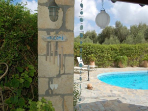 Enticing Villa in Loutra with Private Pool Garden near Beach